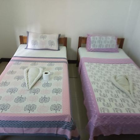 Ashok Homestay El Nido Esterno foto
