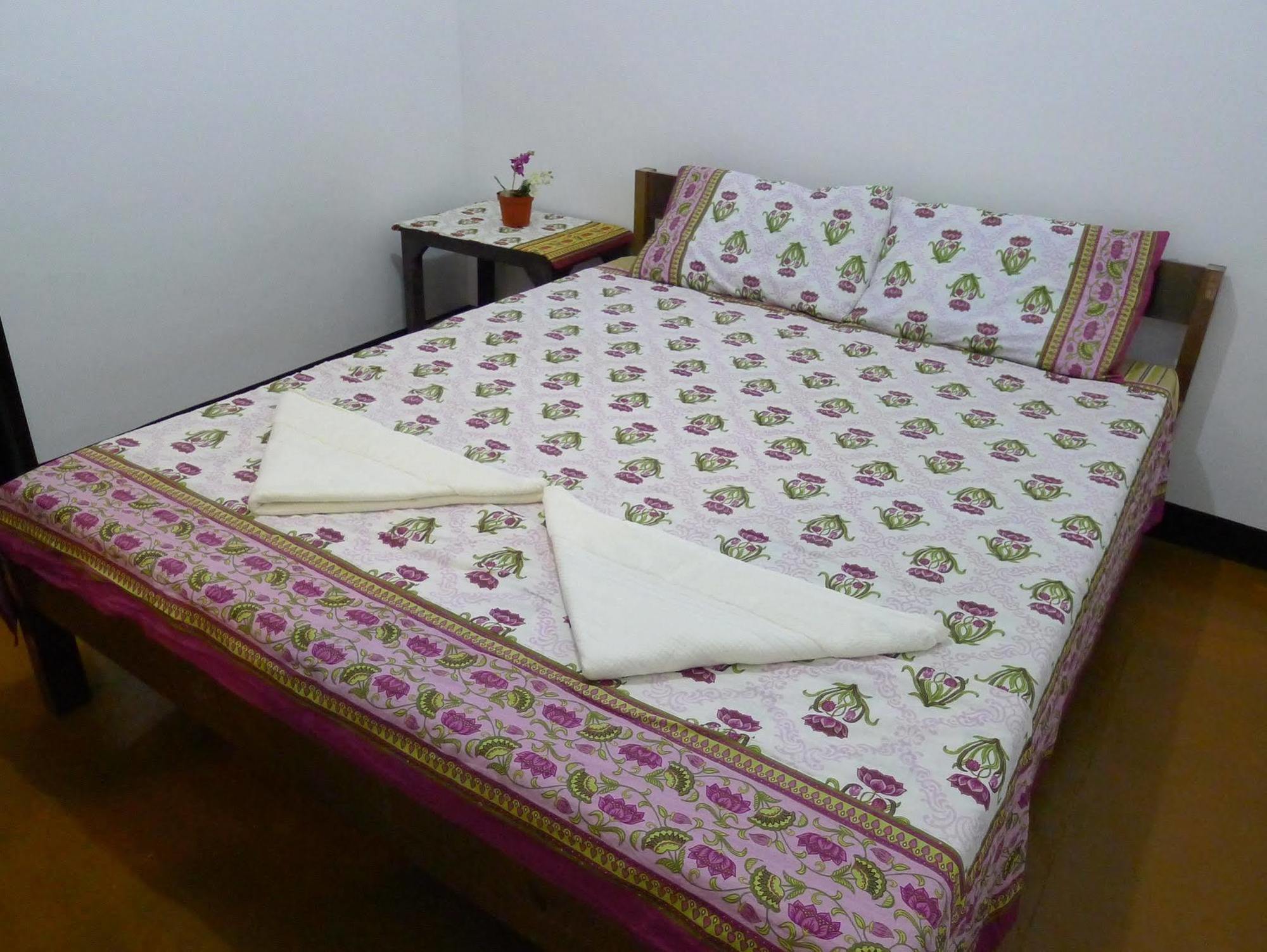 Ashok Homestay El Nido Esterno foto